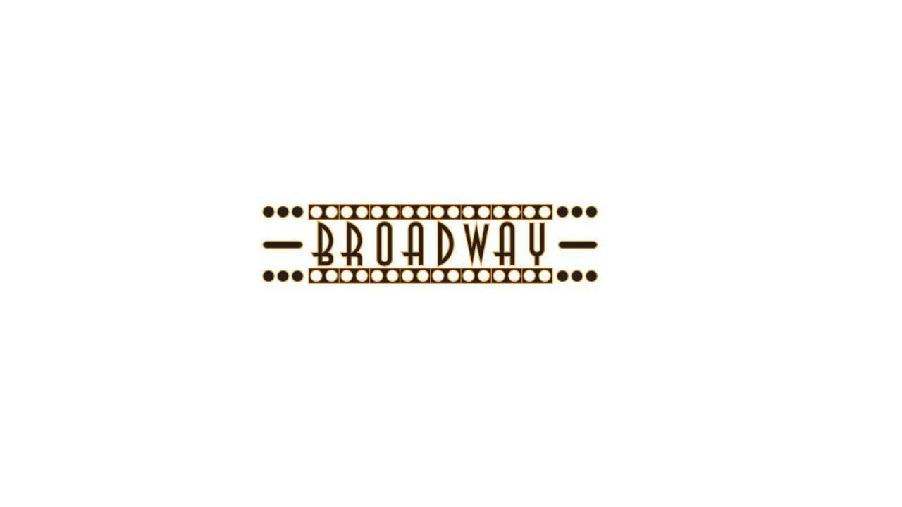 Restaurant & Hostel "Broadway" Kliniska Екстериор снимка